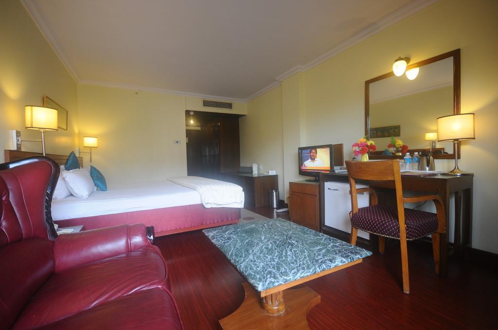 Hotel Jaipur Palace Habitación foto